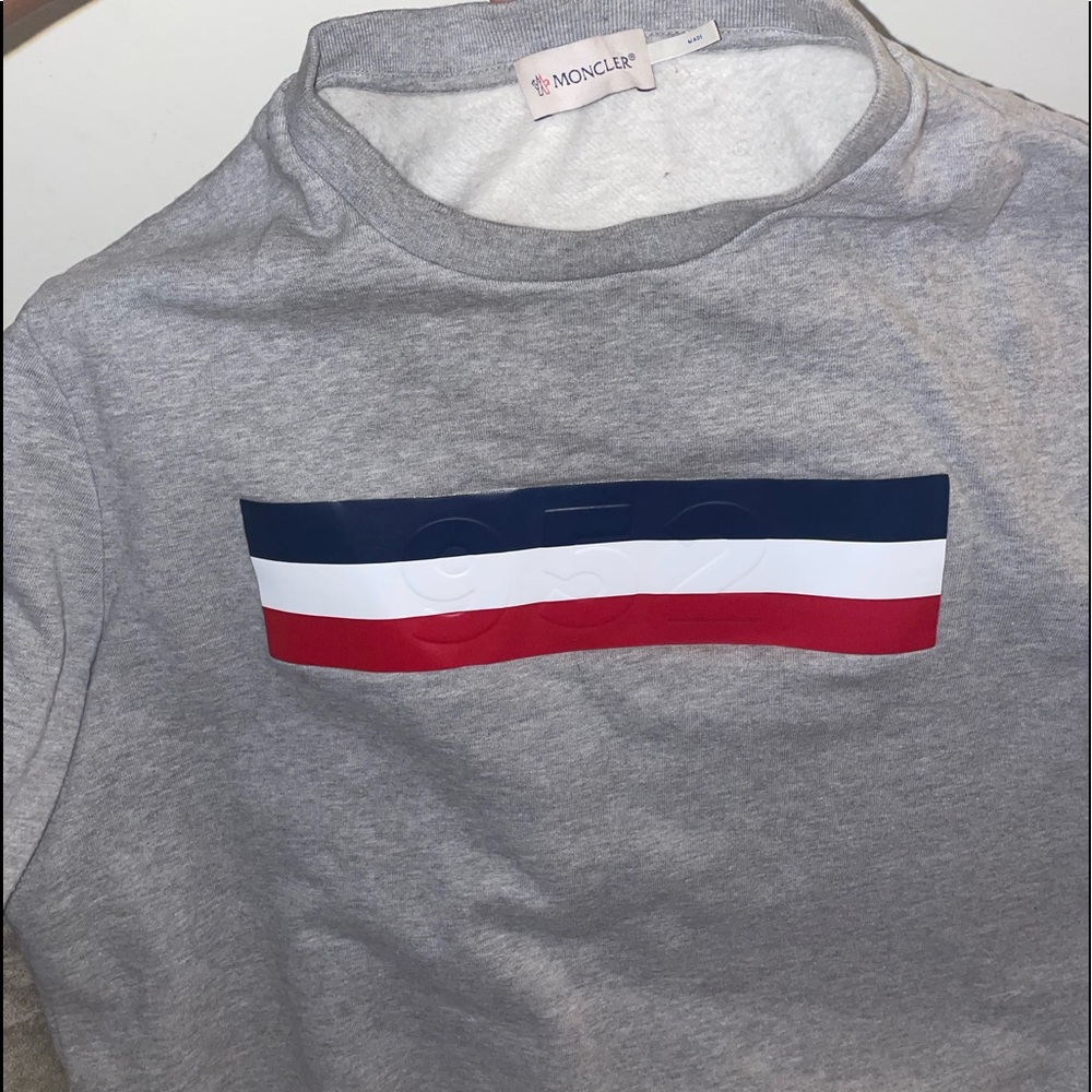 Moncler sweat shirt